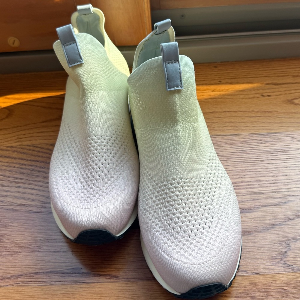 Urban Sport pastel lace-less sneakers